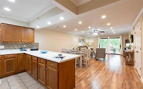 2Br Walk-In Condo - Near The 76 Strip - 2 Pools - Free Tickets Included - Fhf-11